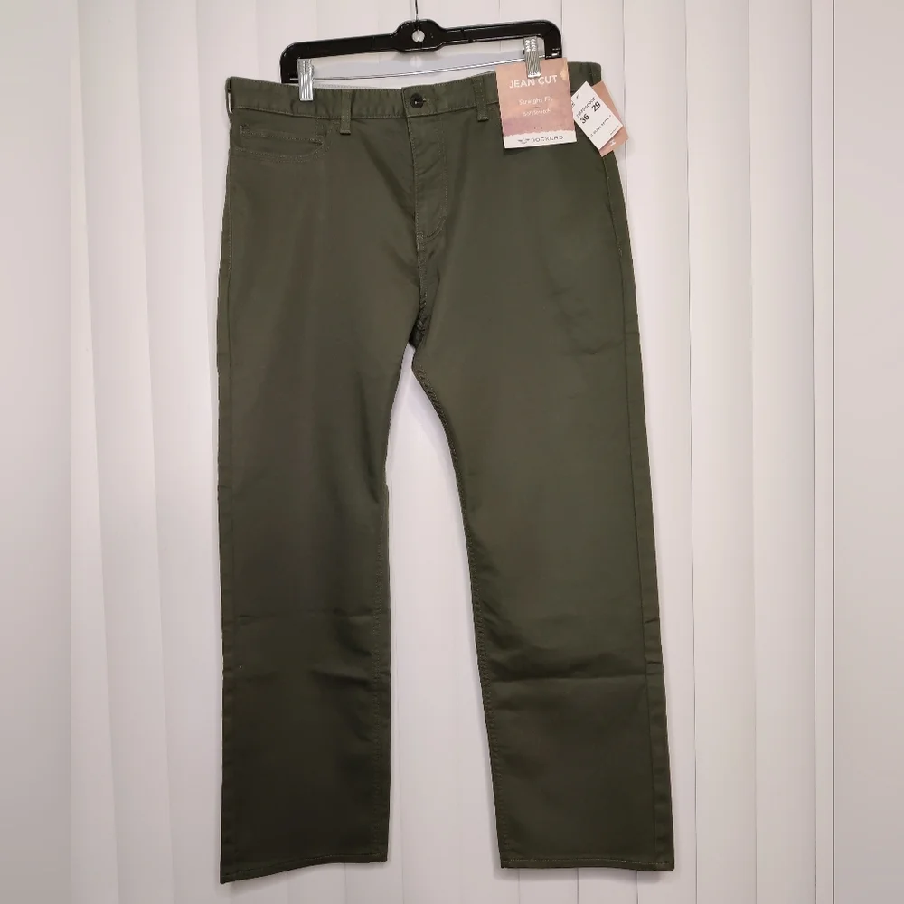 NWT Dockers olive green straight fit pants size 36 - Picture 1 of 4
